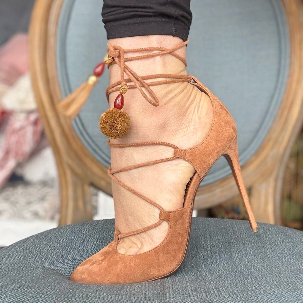 DOLCE & GABANNA Elegant Tan Lace-Up Heels suede high end pumps brown / cognac
